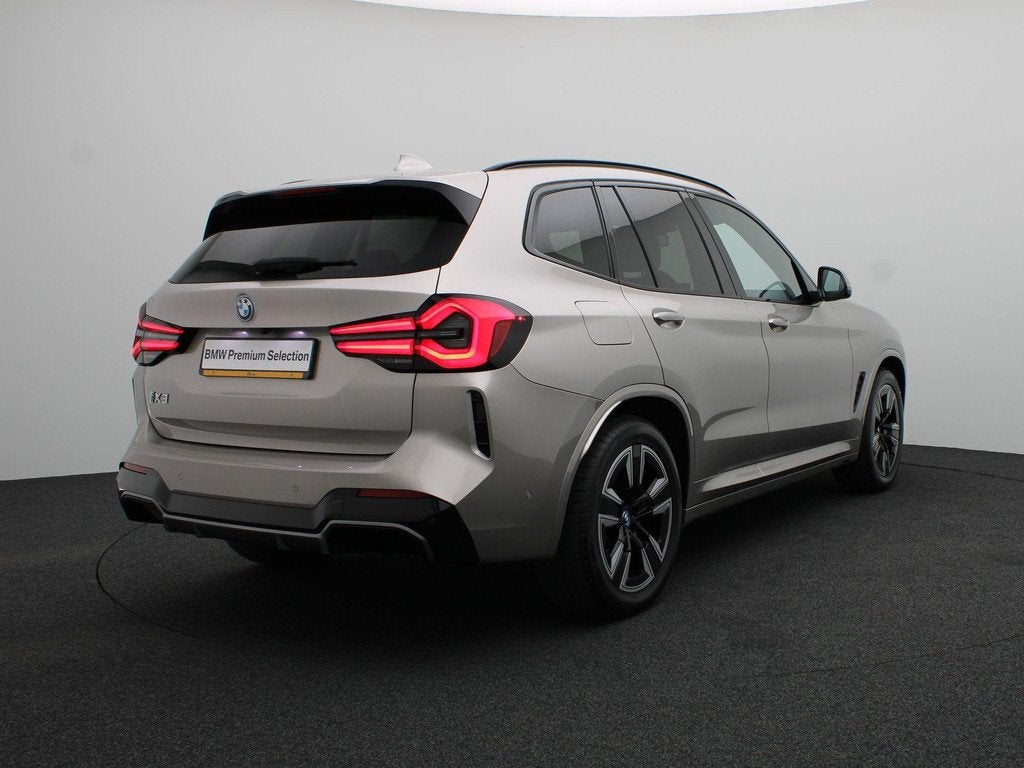 BMW iX3 High Executive 80 kWh High Executive | Stuurwielrand, Auto's, BMW, Automaat, Gebruikt, 286 pk, 2170 kg
