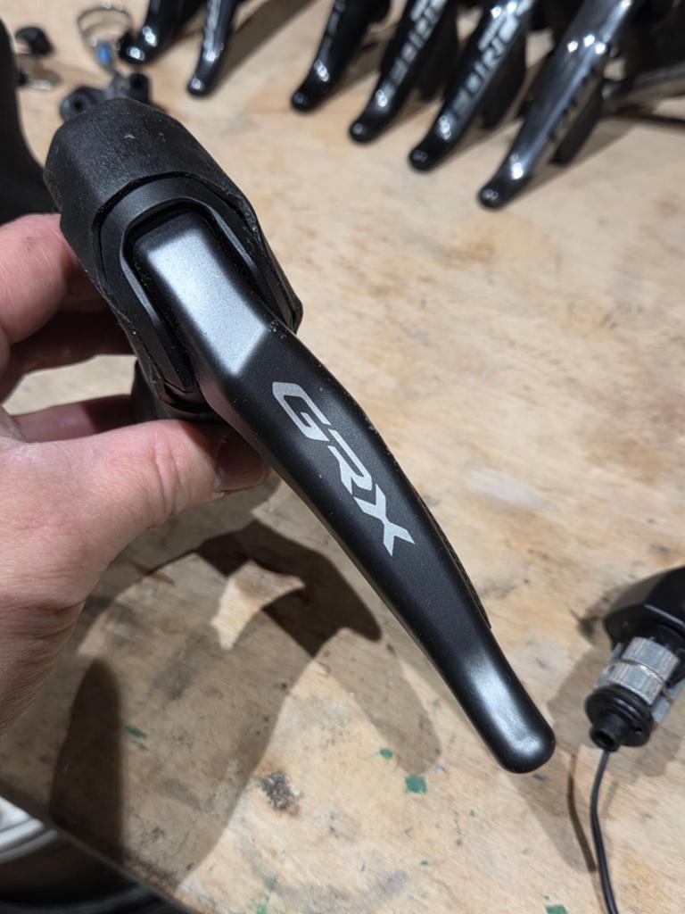 Shimano GRX st-rx815 di2 linker shifter, Remmen, Gebruikt, Ophalen of Verzenden, Gravelbike