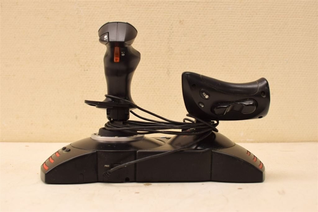 Thrustmaster Joystick 46195, Computers en Software, Joysticks, Gebruikt, Ophalen of Verzenden