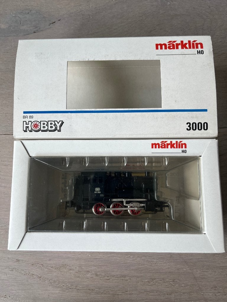 Marklin ho 3000 locomotief nieuwstaat, Wisselstroom, Locomotief, Verzenden, Nieuw