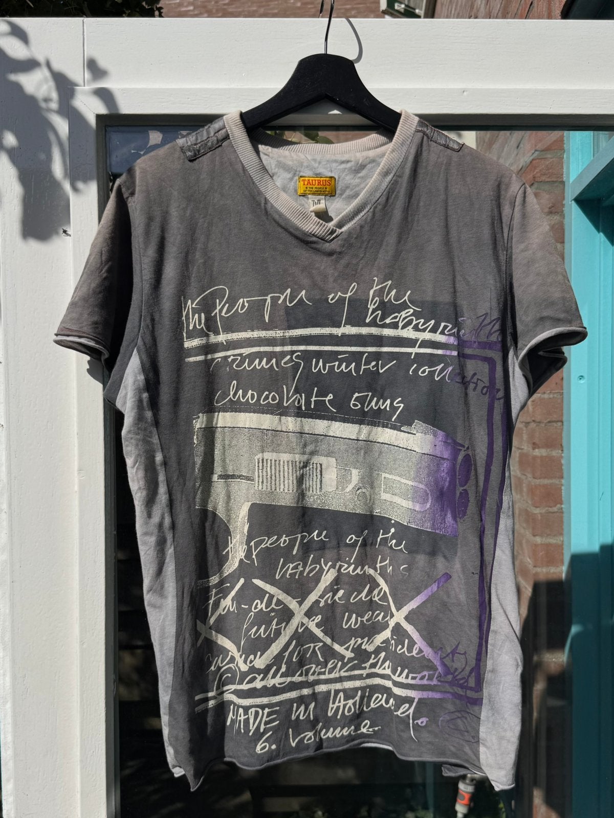 People of the labyrinths dubbellaags t-shirt maat M, Ophalen of Verzenden, Gedragen, Maat 48/50 (M), Grijs