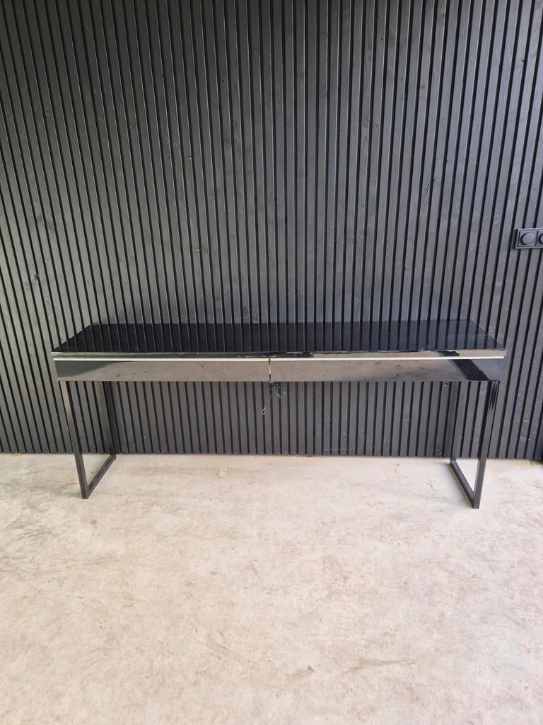 Ikea sidetable zwart hoogglans, Huis en Inrichting, Tafels | Sidetables, Ophalen, Gebruikt, 100 tot 150 cm, Minder dan 25 cm
