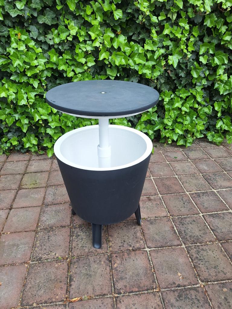 Keter coolbar partytafel, Ophalen, Rond, Kunststof