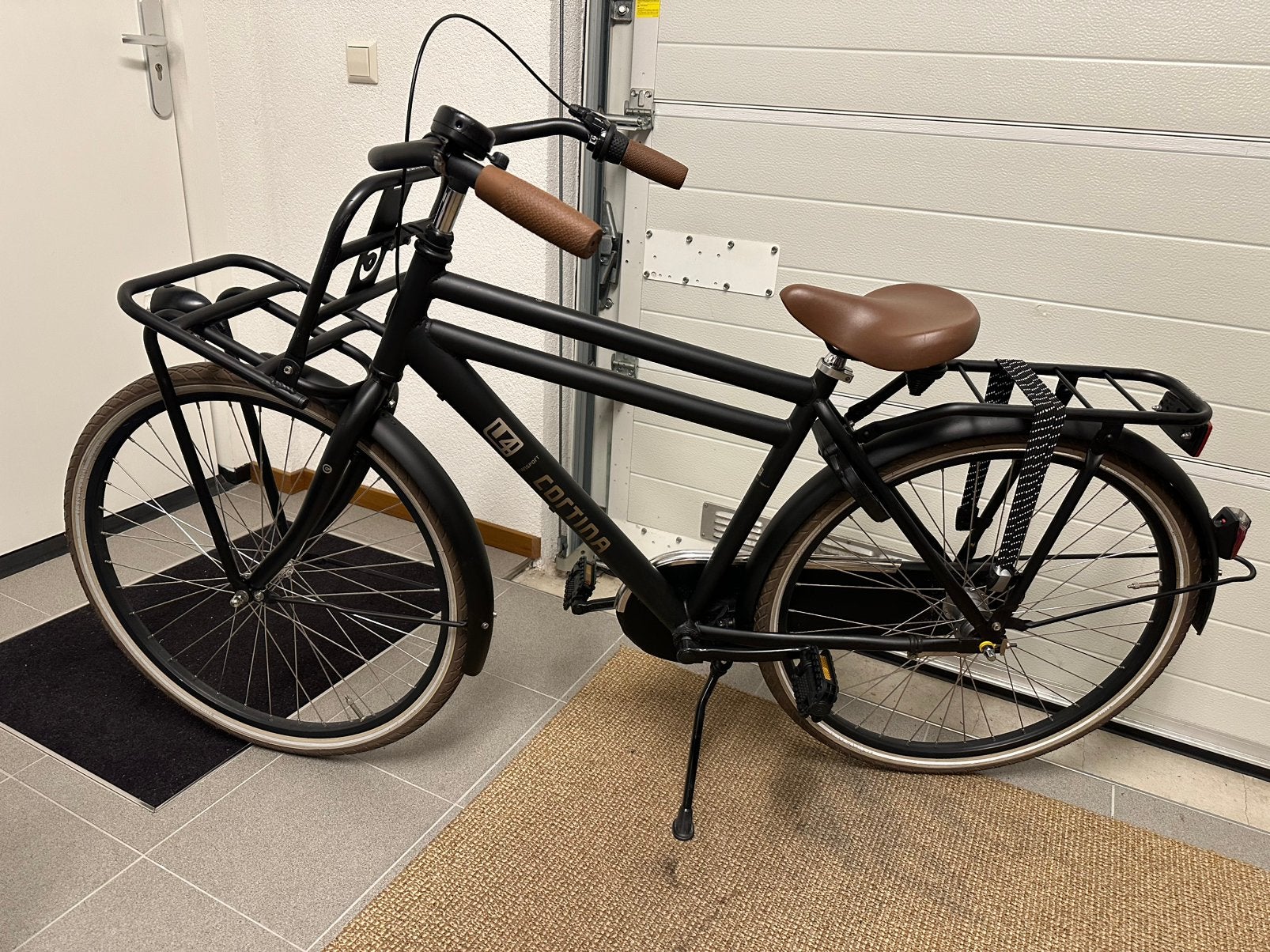 Cortina U4 transportfiets 26 inch 3V matzwart, 26 inch, Heren, Aluminium, Minder dan 49 cm