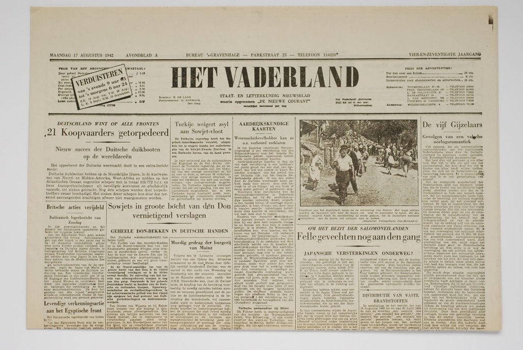 Herdruk krant Tweede Wereldoorlog: Het Vaderland 17-08-1942, Verzamelen, Zo goed als nieuw, Verzenden, Amsterdam, Overige soorten