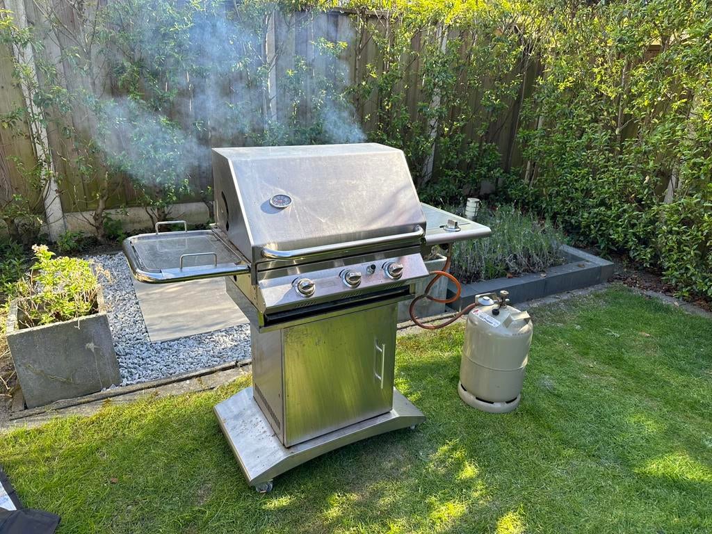 BBQ op gas zonder gasfles, Tuin en Terras, Gasbarbecues, Ophalen, Gebruikt