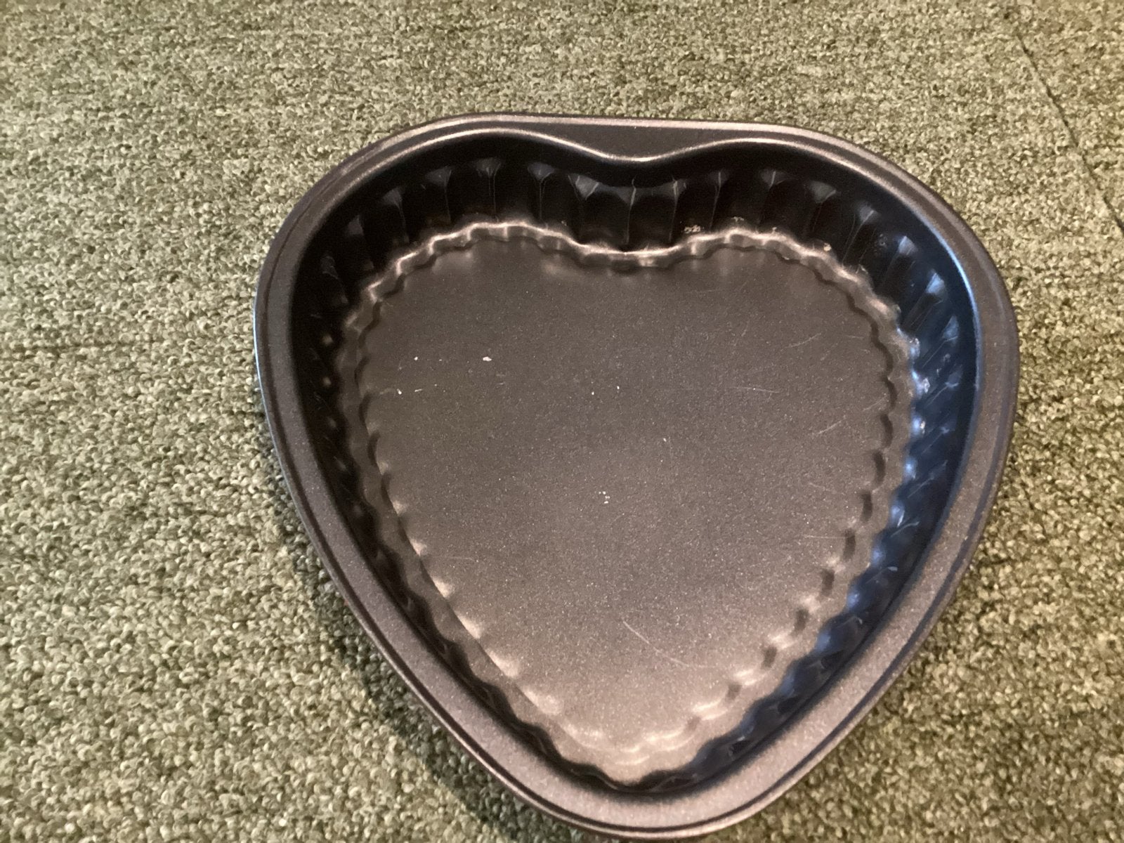 Hartvormige bakvorm - perfect voor taarten en cakes, Ophalen of Verzenden, Zo goed als nieuw, Taarten, Bakvorm