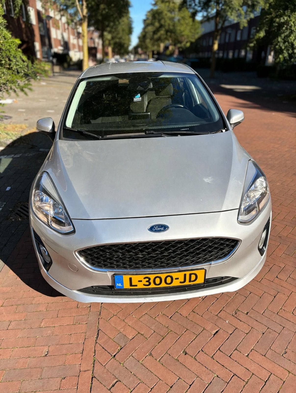 Ford Fiesta 1.0 EcoBoost automaat, 5 deure, APK 2027, Euro 5, Stof, 40 €/maand, 100 pk