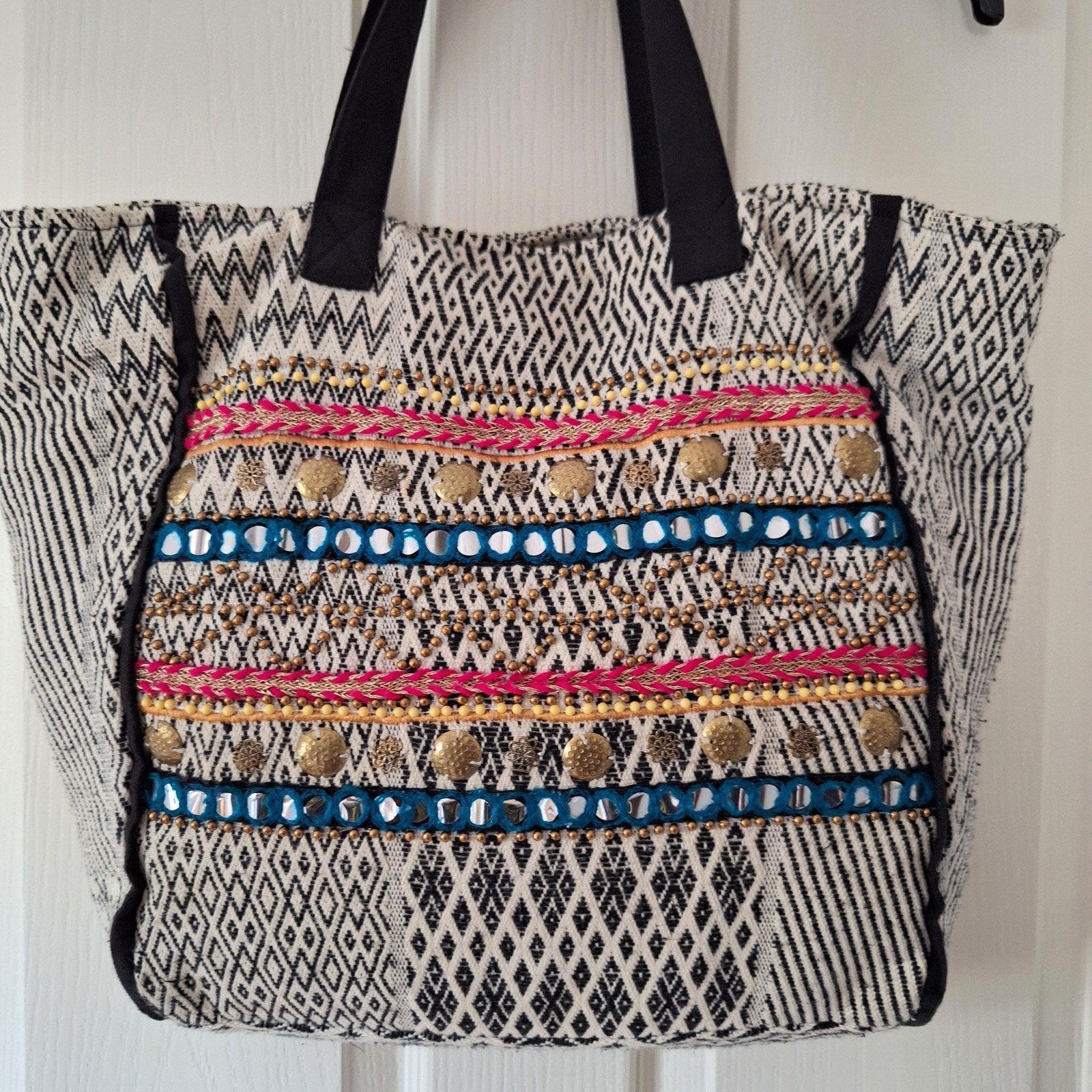 Etnische tas, geborduurd, Ophalen of Verzenden, Zo goed als nieuw, 30 cm of meer, Minder dan 35 cm