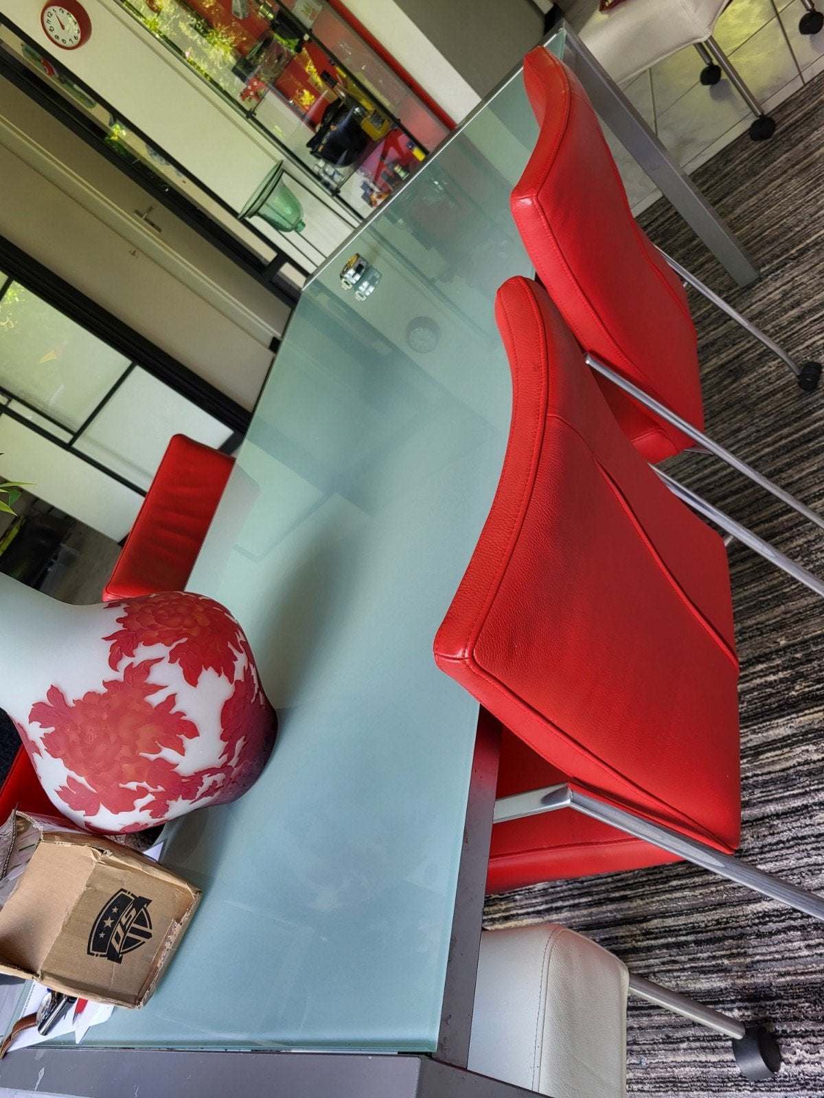 Gratis: Stevige glazen eettafel met RVS frame (190x90cm), Huis en Inrichting, Tafels | Eettafels, Gebruikt, Vijf personen of meer