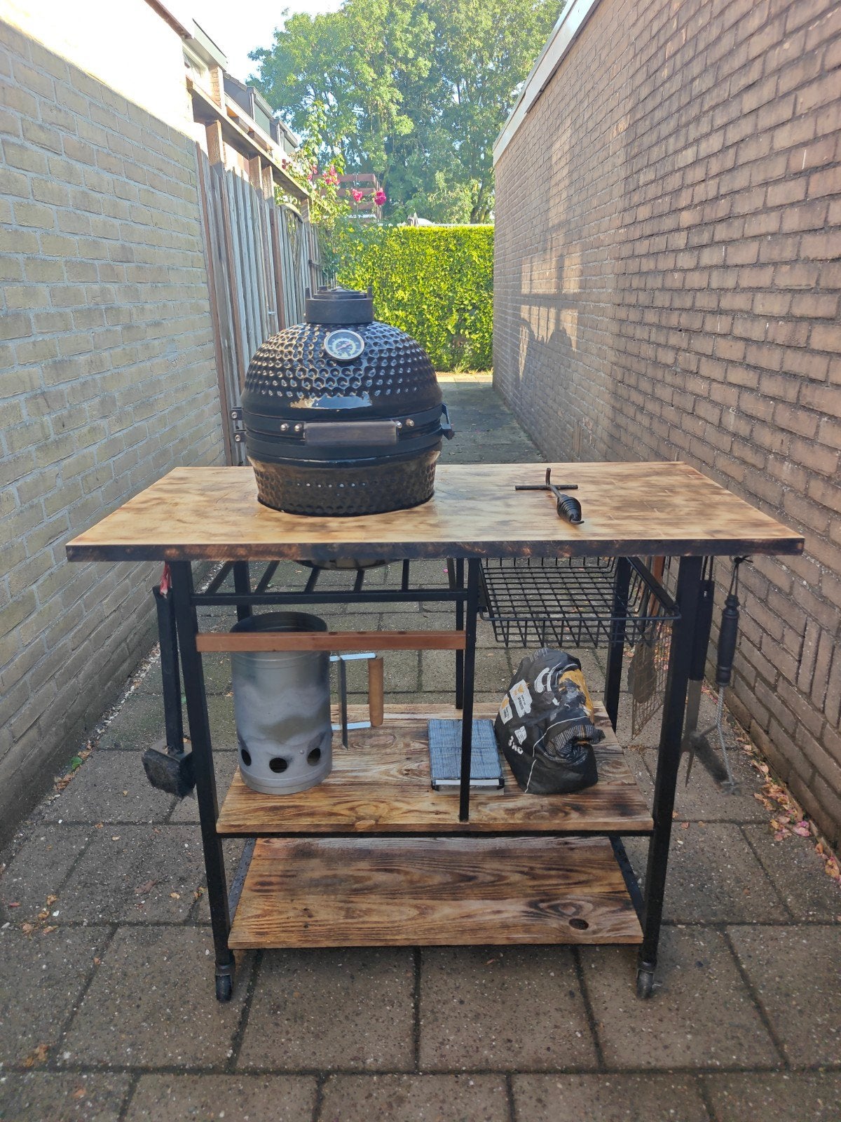 Kamado BBQ setje op wielen, Ophalen of Verzenden, 25 tot 50 cm, Rechthoekig