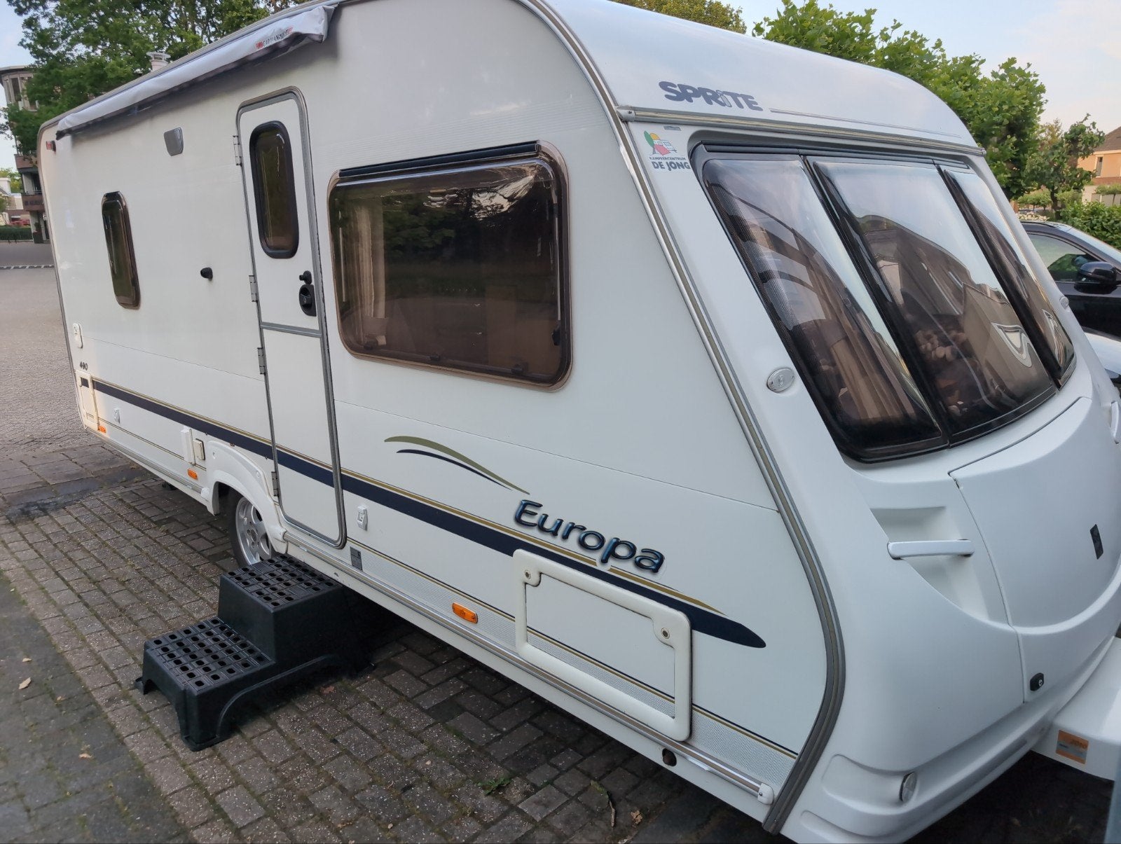 Caravan Sprite Europa 490, Treinzit, Particulier, 2 aparte bedden, 5 tot 6 meter