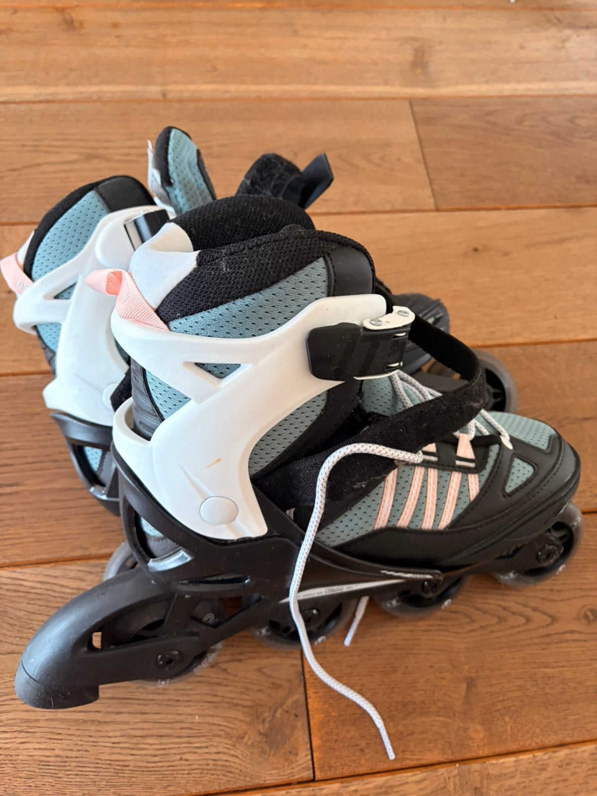 Verstelbare skeelers / rolschaatsen maat 38 t/m 41, Sport en Fitness, Ophalen of Verzenden, Verstelbaar, Zo goed als nieuw