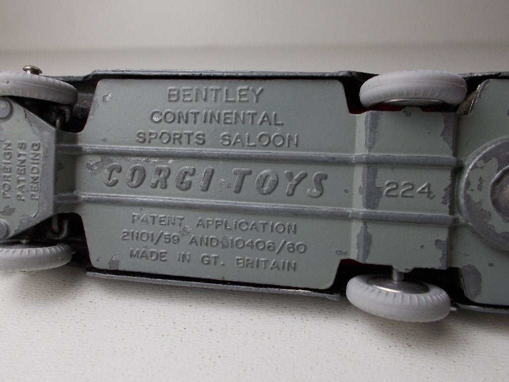 1961 Corgi Toys 224 BENTLEY CONTINENTAL SPORTS SALOON (-B-), Ophalen of Verzenden, Zo goed als nieuw, Auto, Corgi
