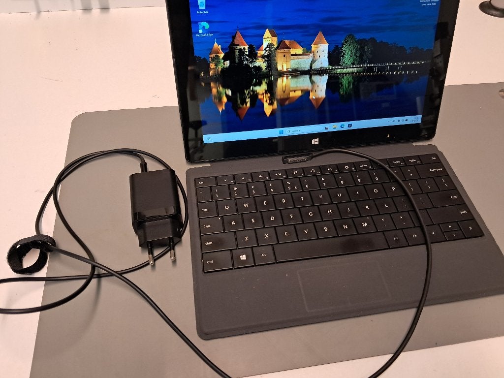 Tablet / Laptop SurfacePro2  Windows 11, 10 inch, Gebruikt, Ophalen of Verzenden, 64 GB