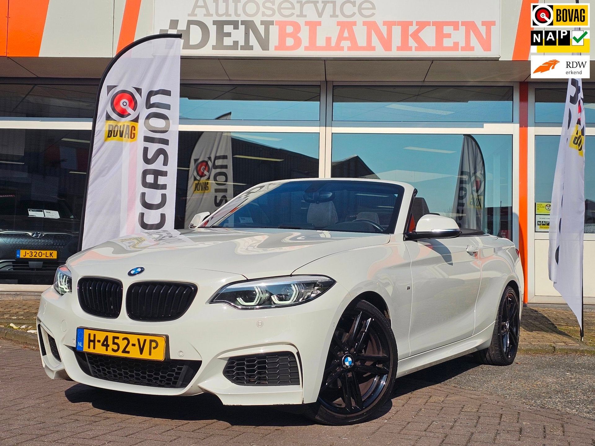 BMW 2-serie Cabrio 218i Executive Edition M Sport Automaat B, Auto's, Dealer onderhouden, Gebruikt, Euro 6, Cabriolet