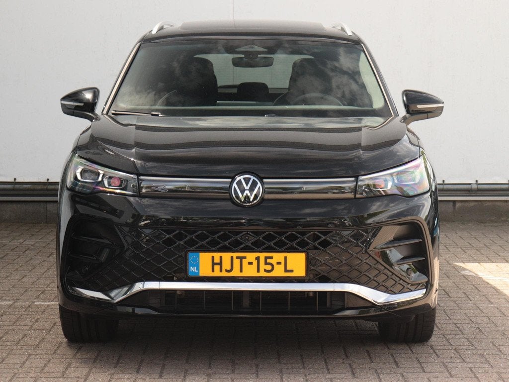 Volkswagen Tiguan 1.5 eHybrid R-Line Edition | Wegklapbare t, Euro 6, 150 min, Zwart, SUV of Terreinwagen