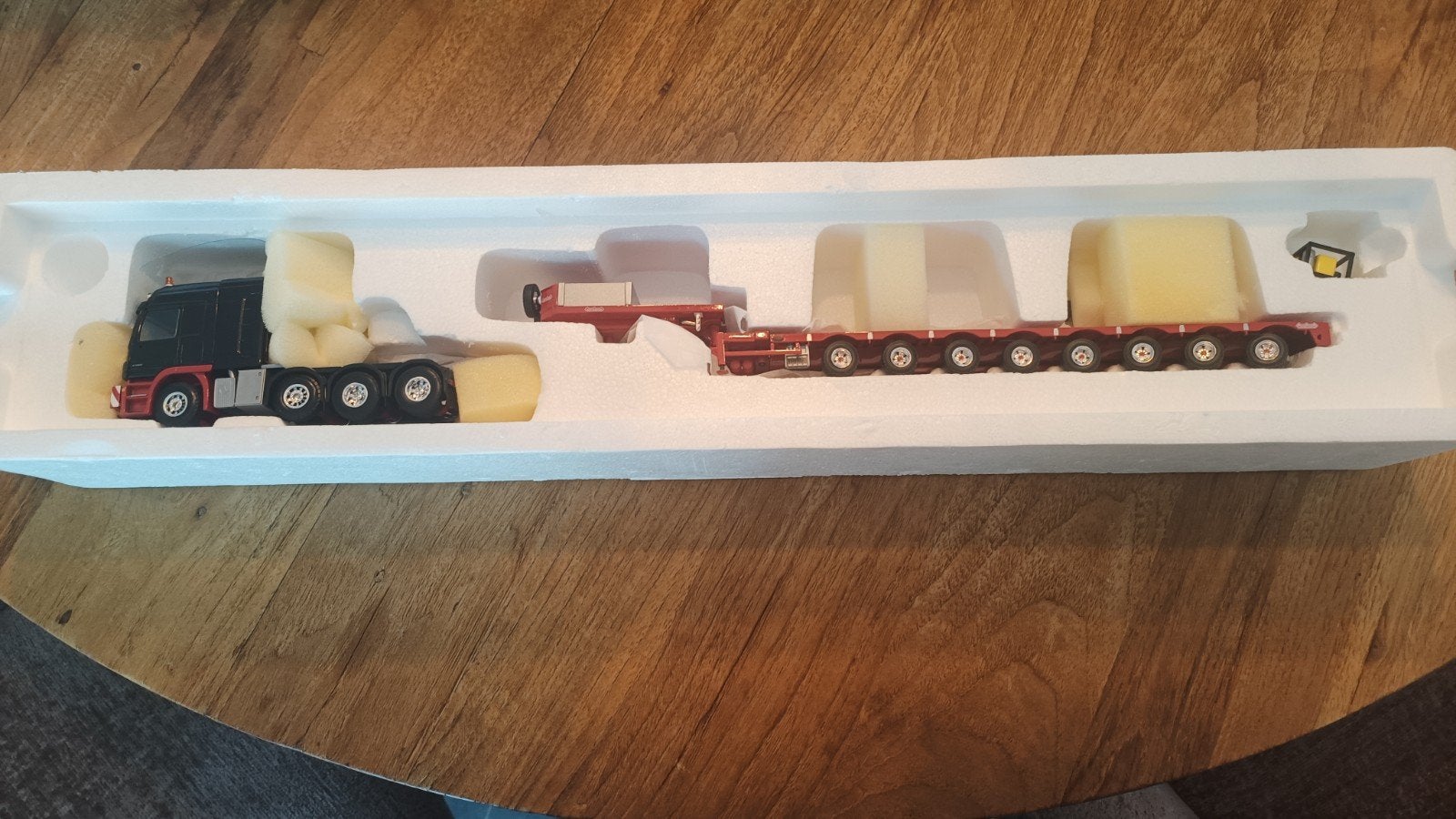Lion Toys Mercedes 4160 met Nooteboom dieplader, Overige merken, 1:32 tot 1:50, Nieuw, Ophalen of Verzenden