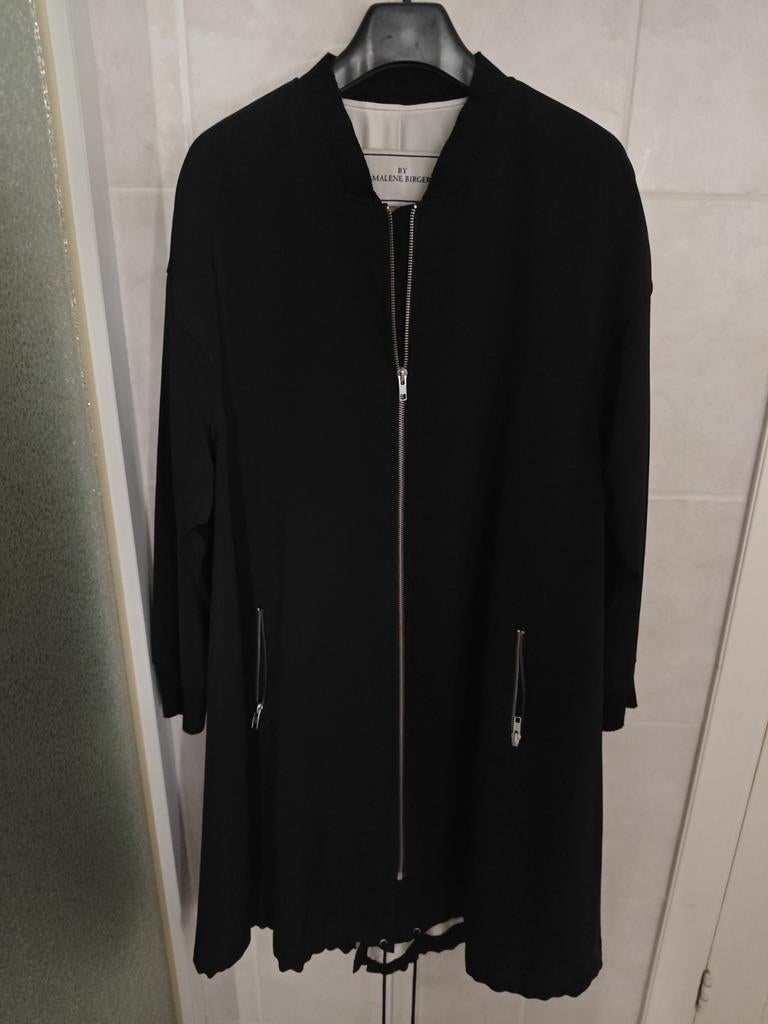 Vintage zwarte jas van Malene Birger. Maat 36, Ophalen of Verzenden, Zo goed als nieuw, Maat 36 (S), Zwart