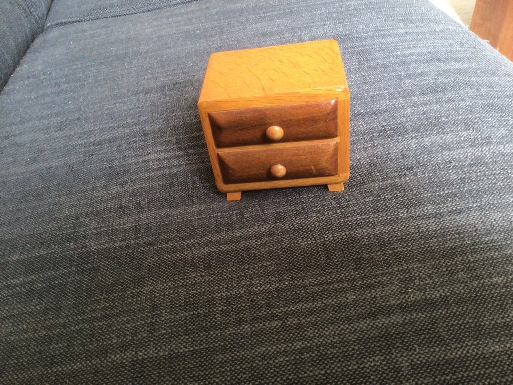 Vintage houten miniatuur kastje jaren 50 poppenhuis commode, Ophalen, Gebruikt, Poppenhuis