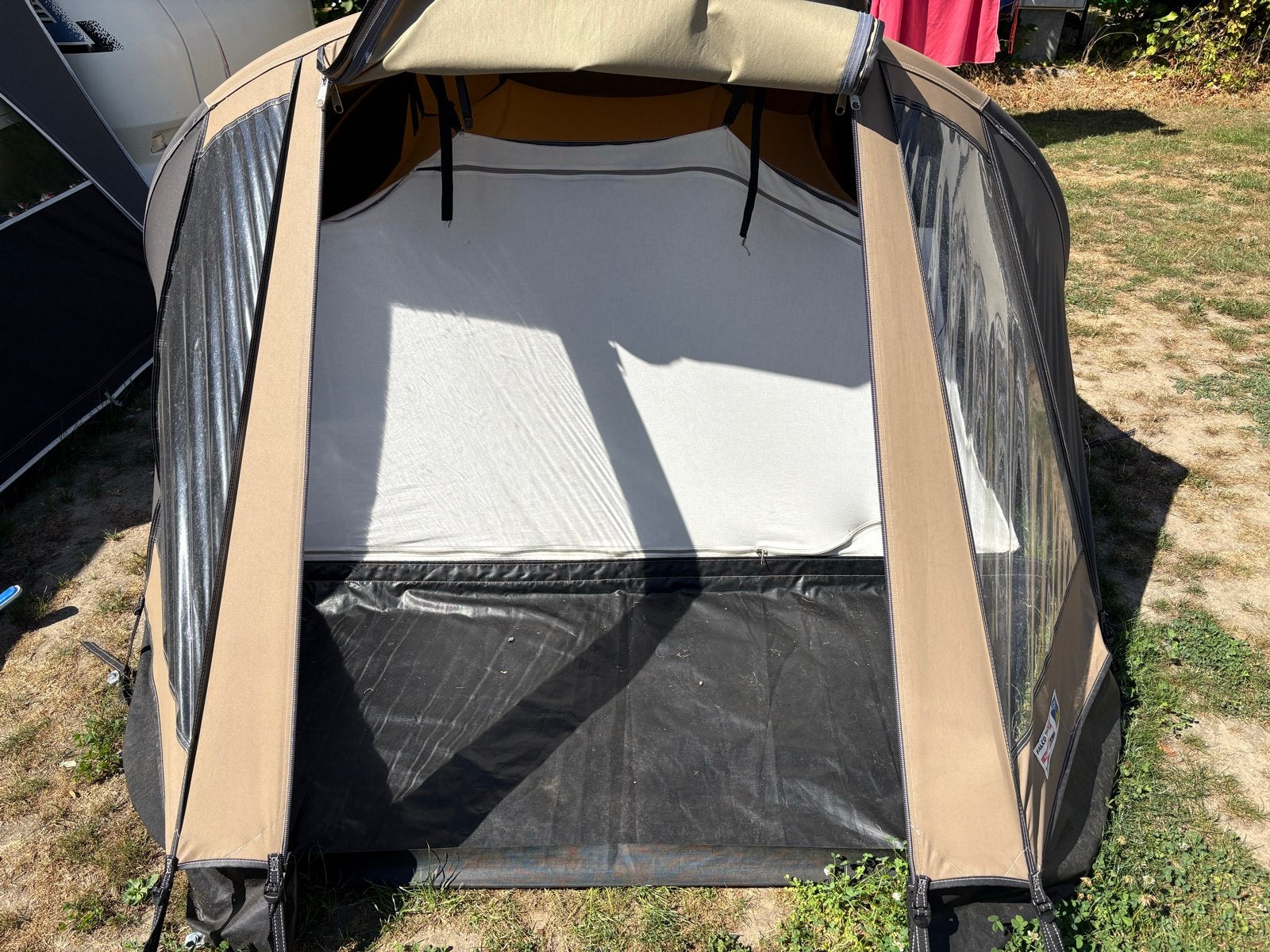 Unico Falco Poolvos 2 Tent, Ophalen, Gebruikt, Tot en met 2