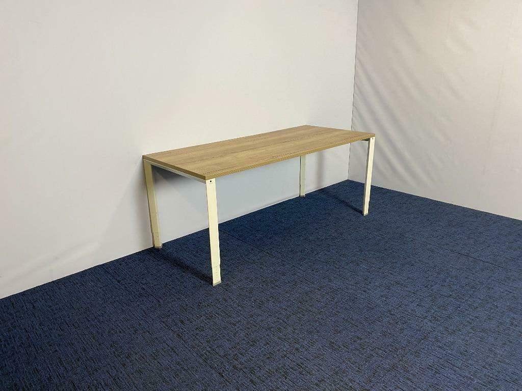 21 x Bureau Ahrend 700 (slinger), nieuw blad, 180 x 80 cm., Ophalen, Gebruikt, 180 cm, Computerbureau