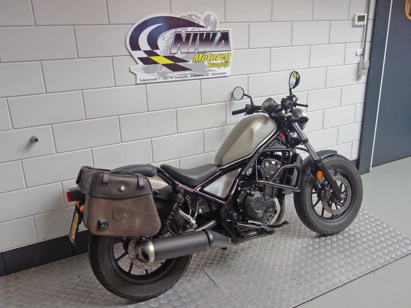 HONDA CMX 500 REBEL, 2 cilinders, HONDA, Bedrijf, Onbekend