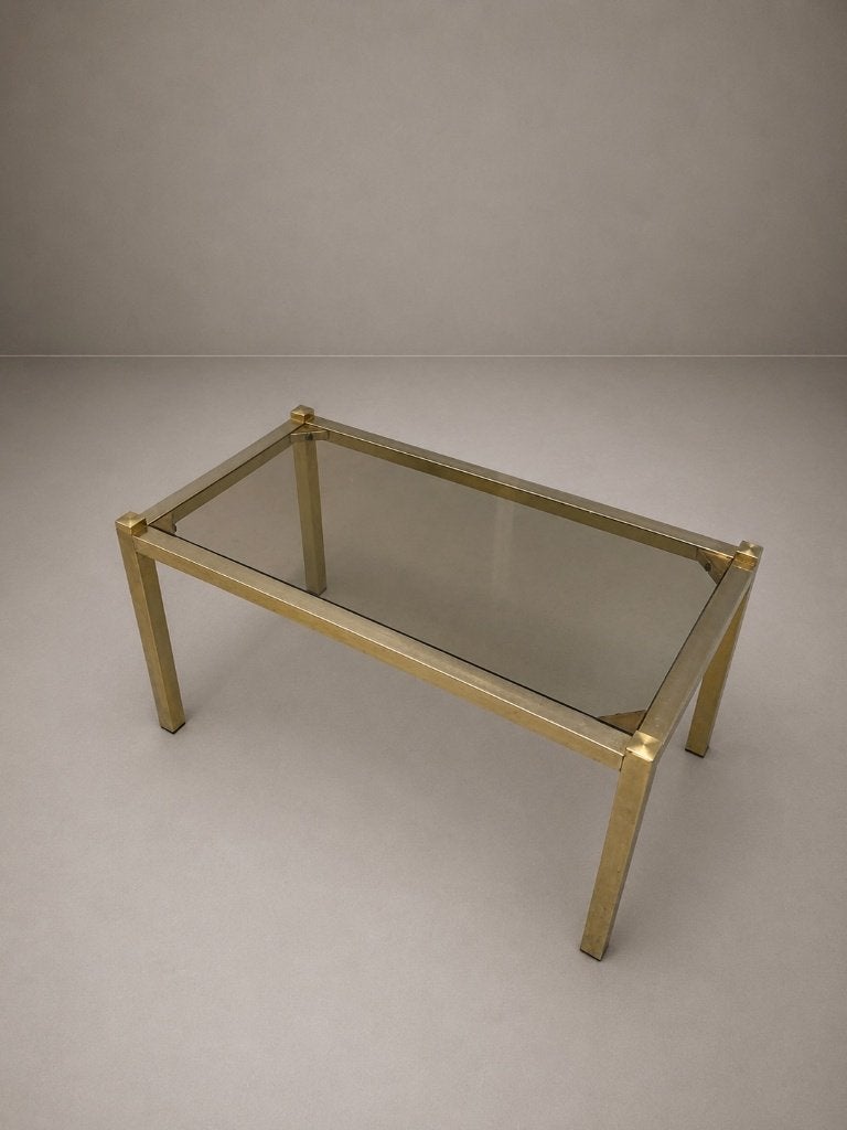 Vintage messing bijzettafel met glazen blad, 45 tot 60 cm, Minder dan 55 cm, Ophalen of Verzenden, Rechthoekig