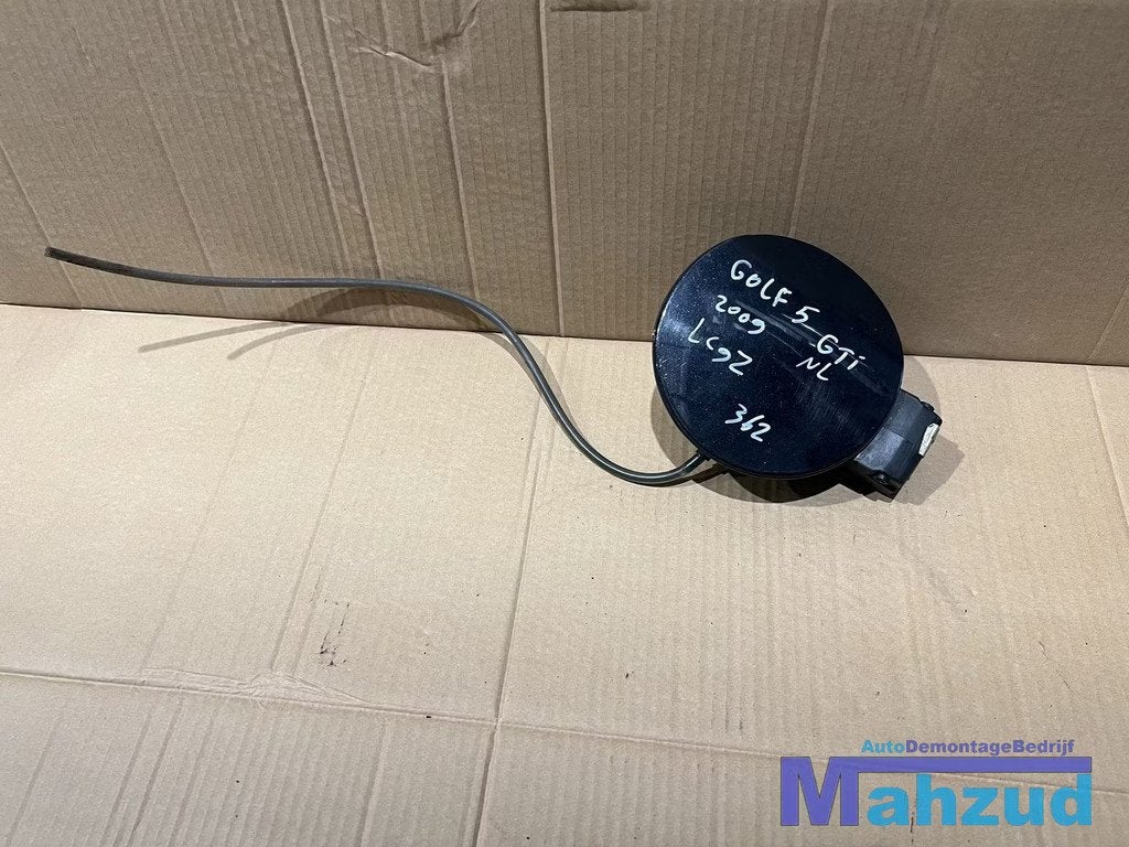 VW GOLF 5 Zwart LC9Z Tankklep 2003-2009, Gebruikt, Volkswagen, Volkswagen AG, Berliner Ring 2
38440  Wolfsburg, DE