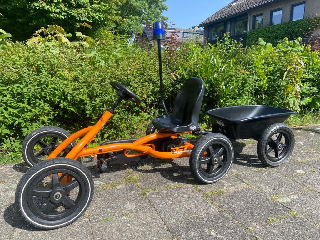 Berg Buddy skelter met aanhanger en zwaailicht, Ophalen, Zo goed als nieuw, Trapvoertuig