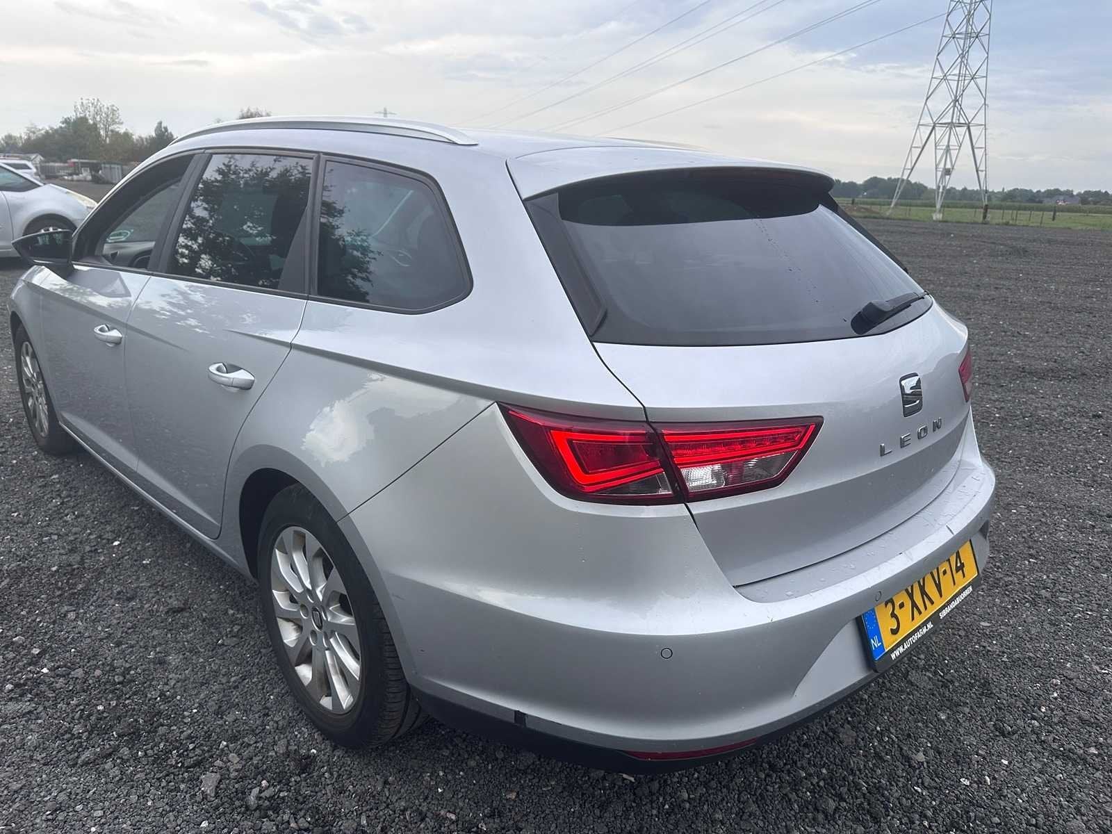 2014 - SEAT - Leon ST - 1.6 TDI St. Bns. Ec. - 3-XKV-14, Auto's, Seat, Voorwielaandrijving, Euro 5, Gebruikt, 4 cilinders