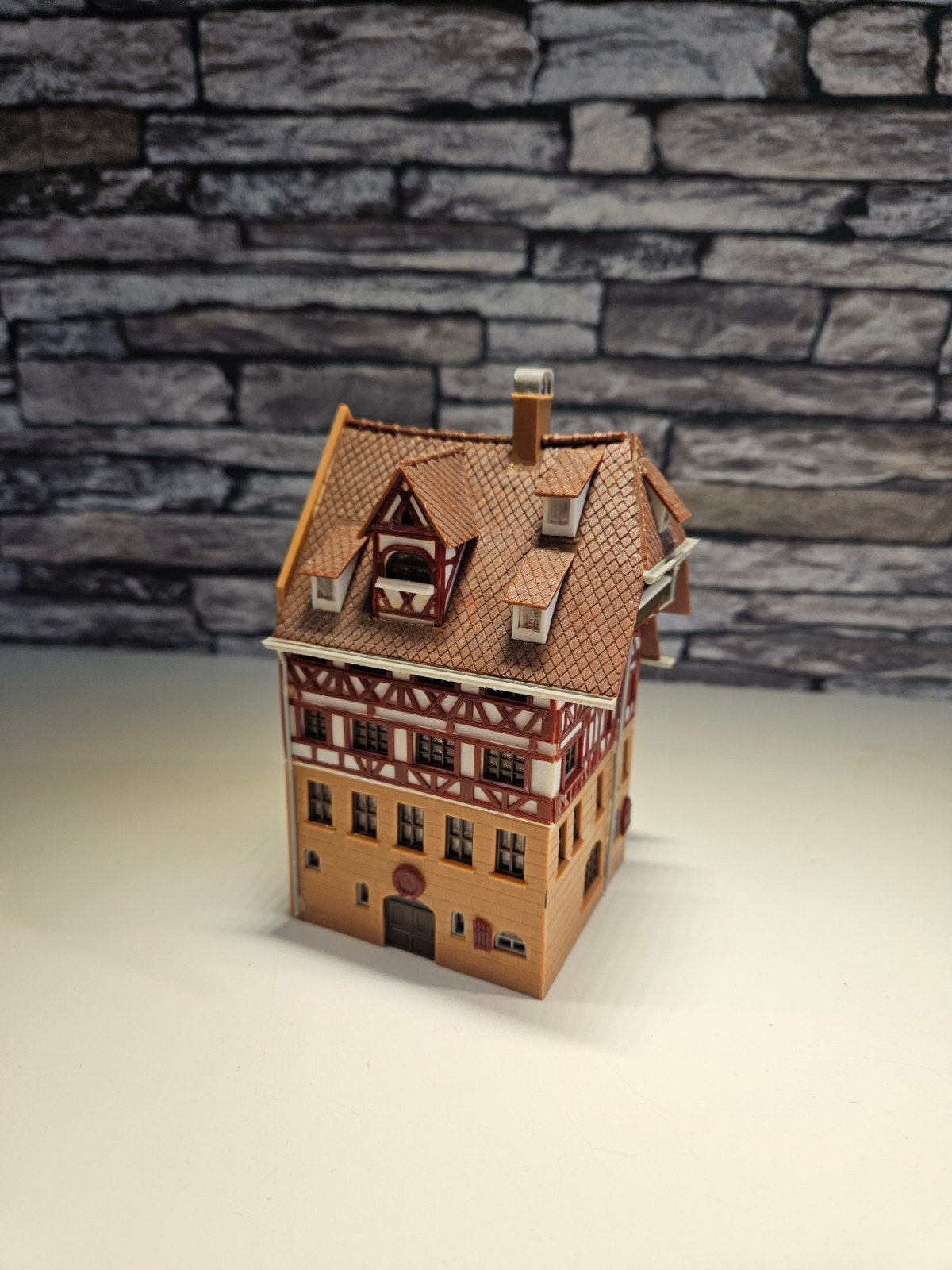Vakwerkhuis Duits huis N spoor modeltrein 1:160, Overige merken, Gebruikt, Gelijkstroom of Wisselstroom, Brug, Tunnel of Gebouw
