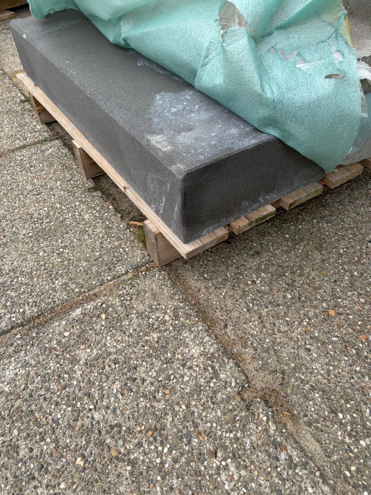 Betonnen traptredes, Ophalen, Overige typen, Zo goed als nieuw, Minder dan 5 m²