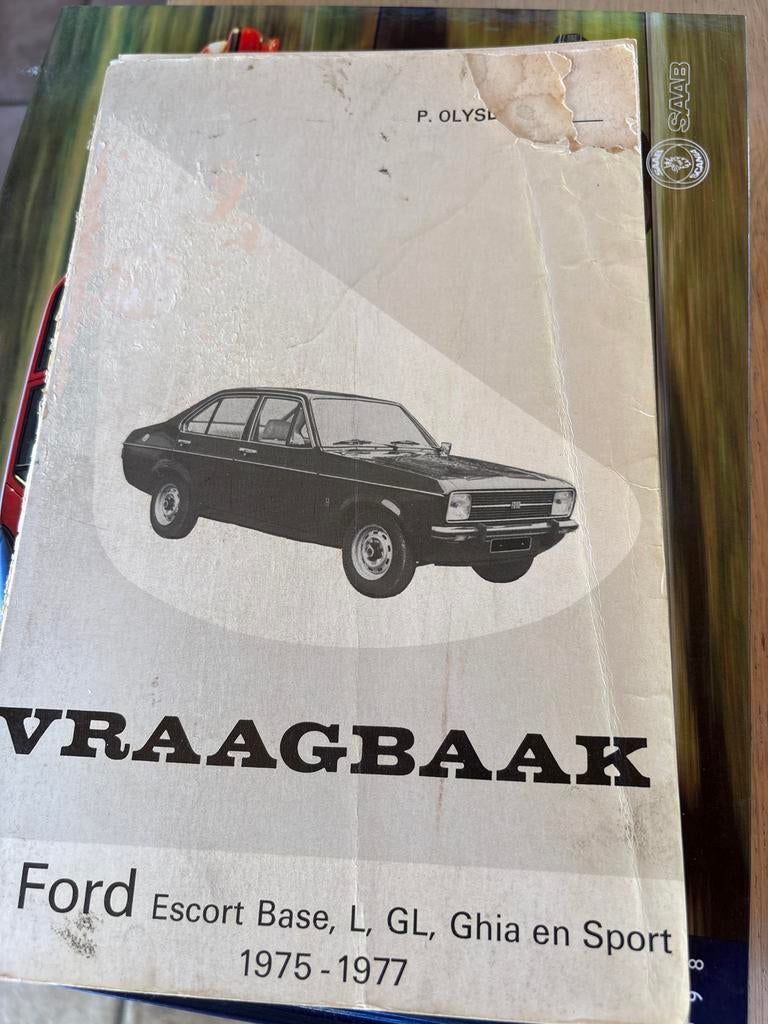 Vraagbaak Ford Escort Base, L, GL, Ghia en Sport 1975-1977, Ophalen of Verzenden, Gelezen, Ford