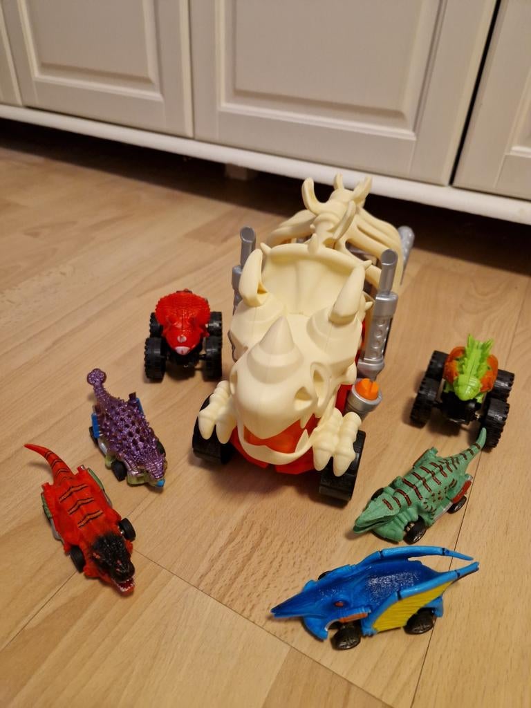 Dino Racers Speelgoedset met Grote Dino Vrachtwagen, Ophalen of Verzenden, Gebruikt