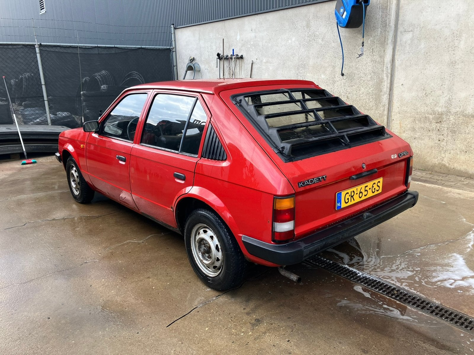 Opel Kadett 1.2 N 1981 Rood, foto 3