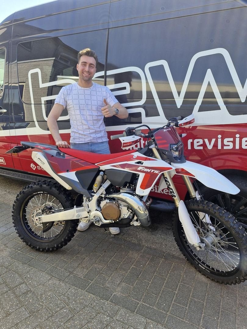 Foto 7 van FANTIC XE 300 2026 (Yamaha YZ WR ENDURO 250)