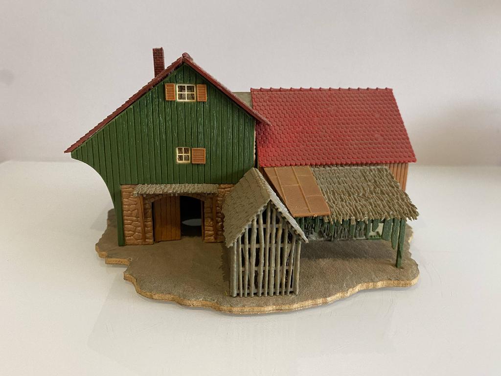 HO Faller B-275 boerderij (0286*2), Hobby en Vrije tijd, Modeltreinen | H0, Overige merken, Gebruikt, Gelijkstroom of Wisselstroom
