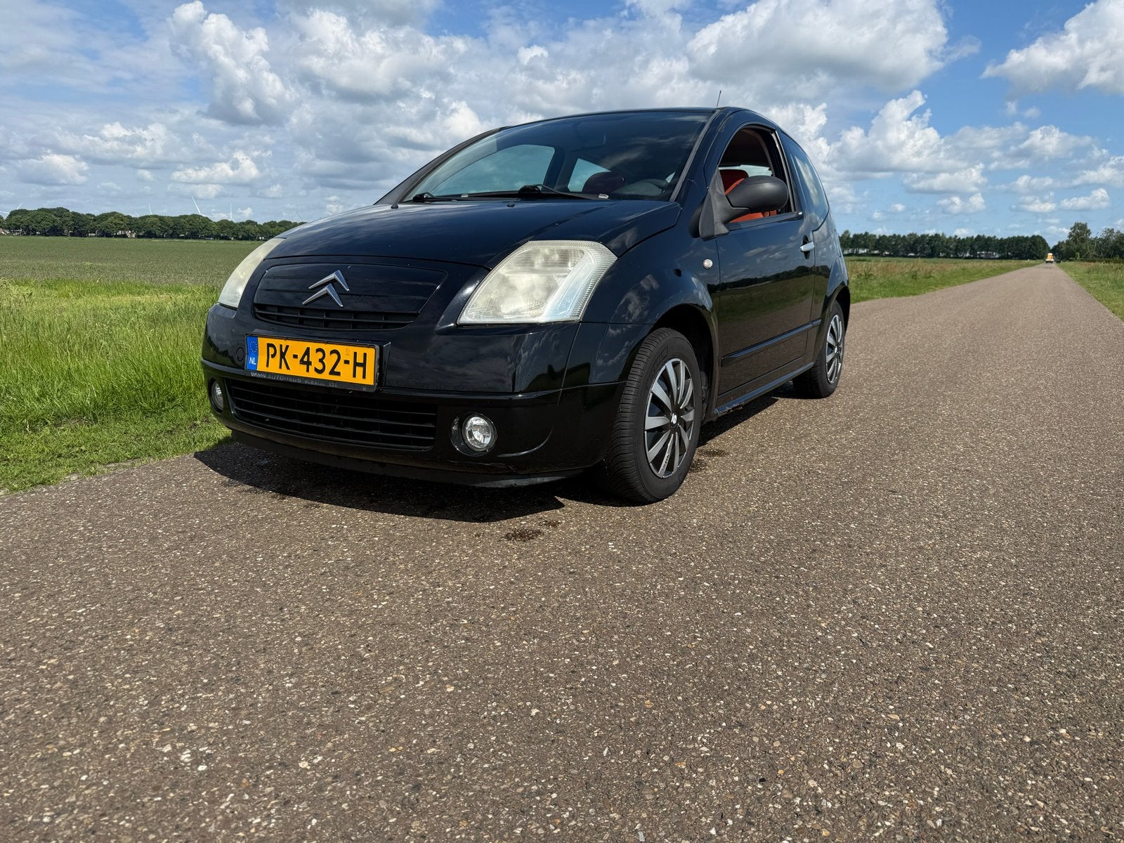 Citroën C2 1.1 I 2005 Zwart, Auto's, Voorwielaandrijving, 450 kg, 525 kg, 31 €/maand