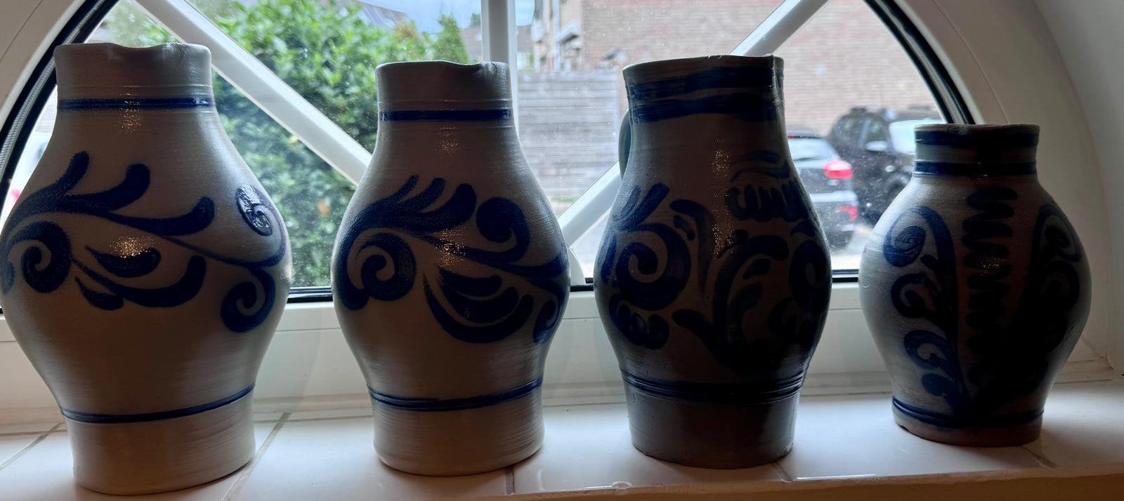 Goebel Merkelbach set van 4 blauw grijze kannen, Ophalen of Verzenden