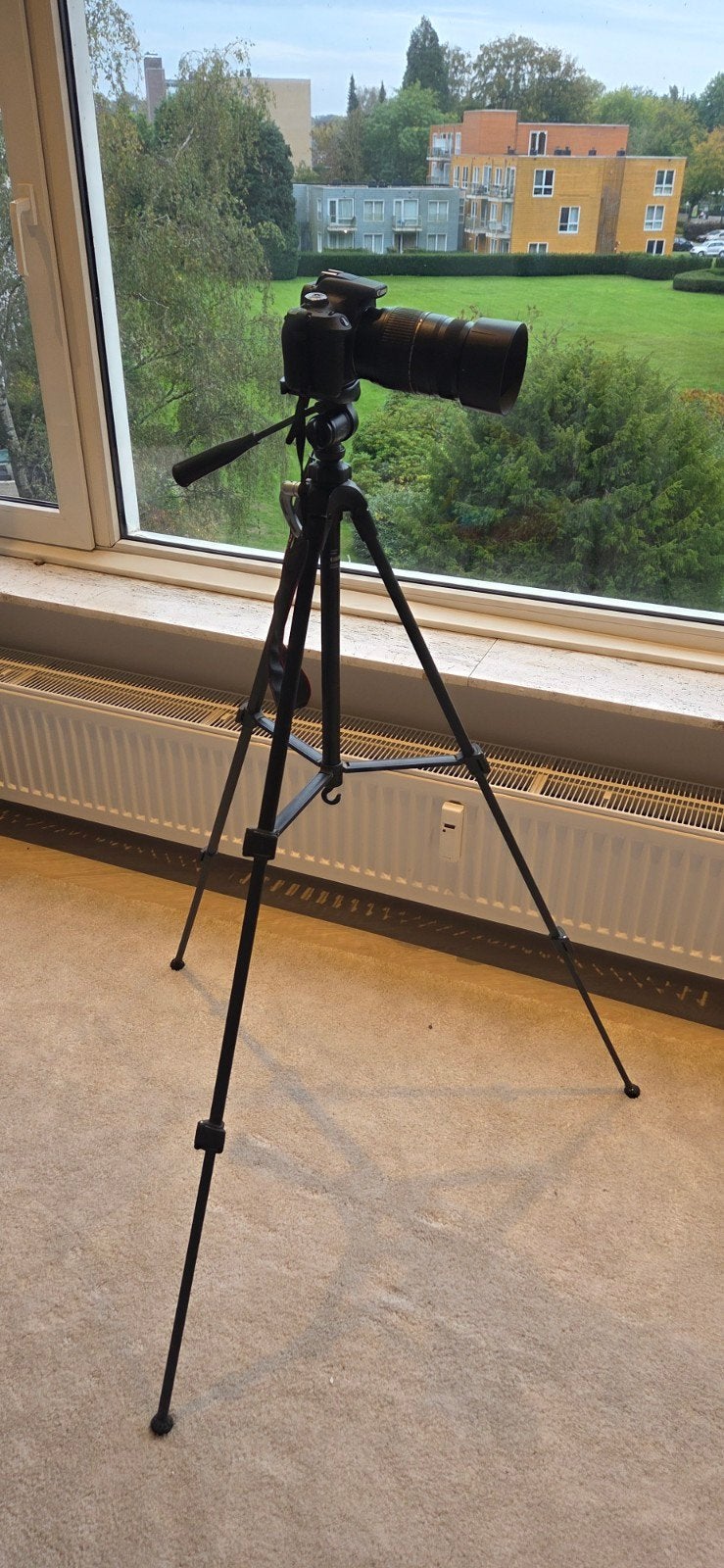 Canon EOS 2000D compleet fotopakket met 2 lenzen + statief, Ophalen