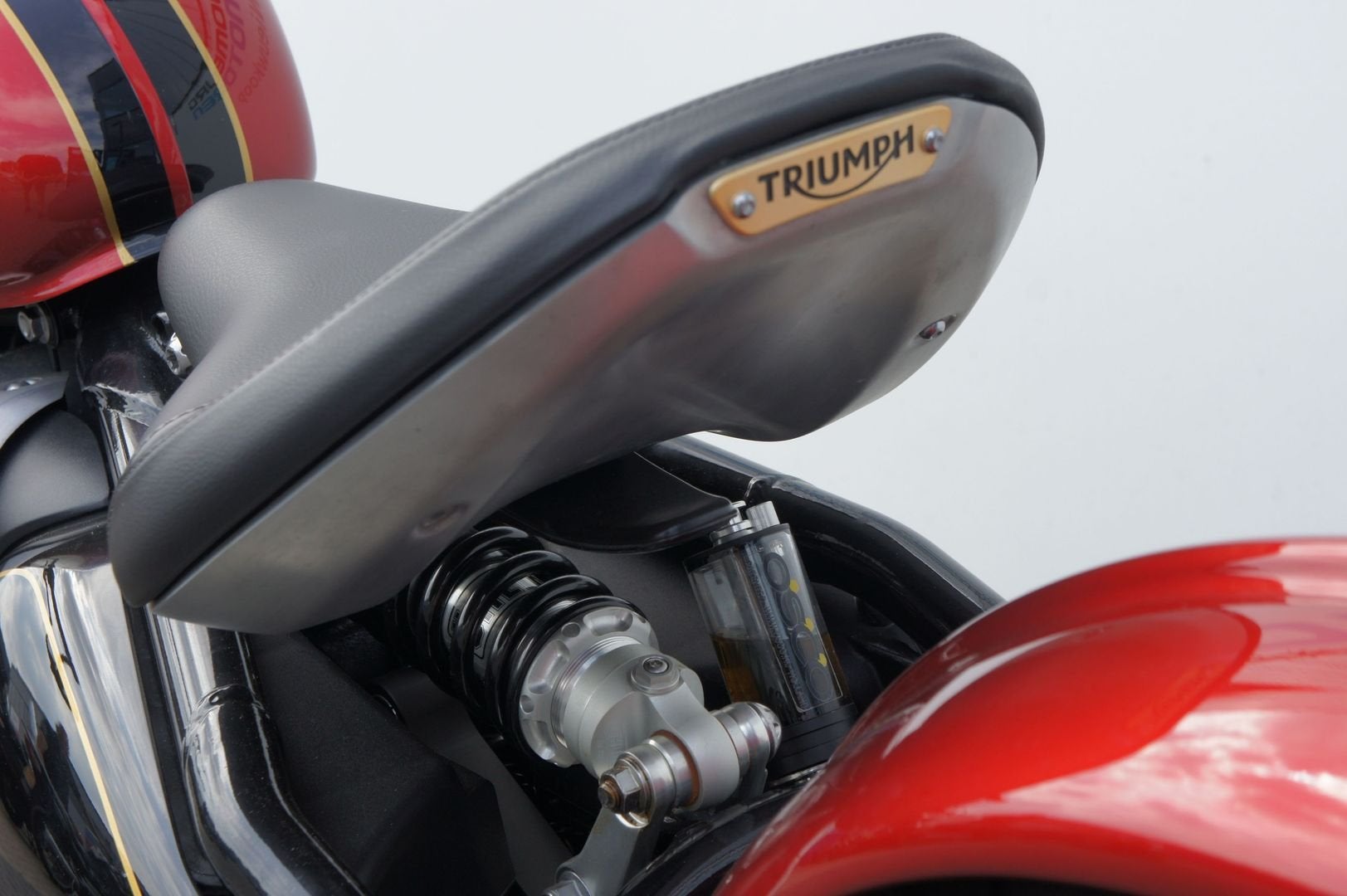 TRIUMPH BONNEVILLE BOBBER GOLDLINE (bj 2022) 4,583 km, Motoren, Motoren | Triumph, 2 cilinders, Bedrijf, Onbekend, Meer dan 35 kW