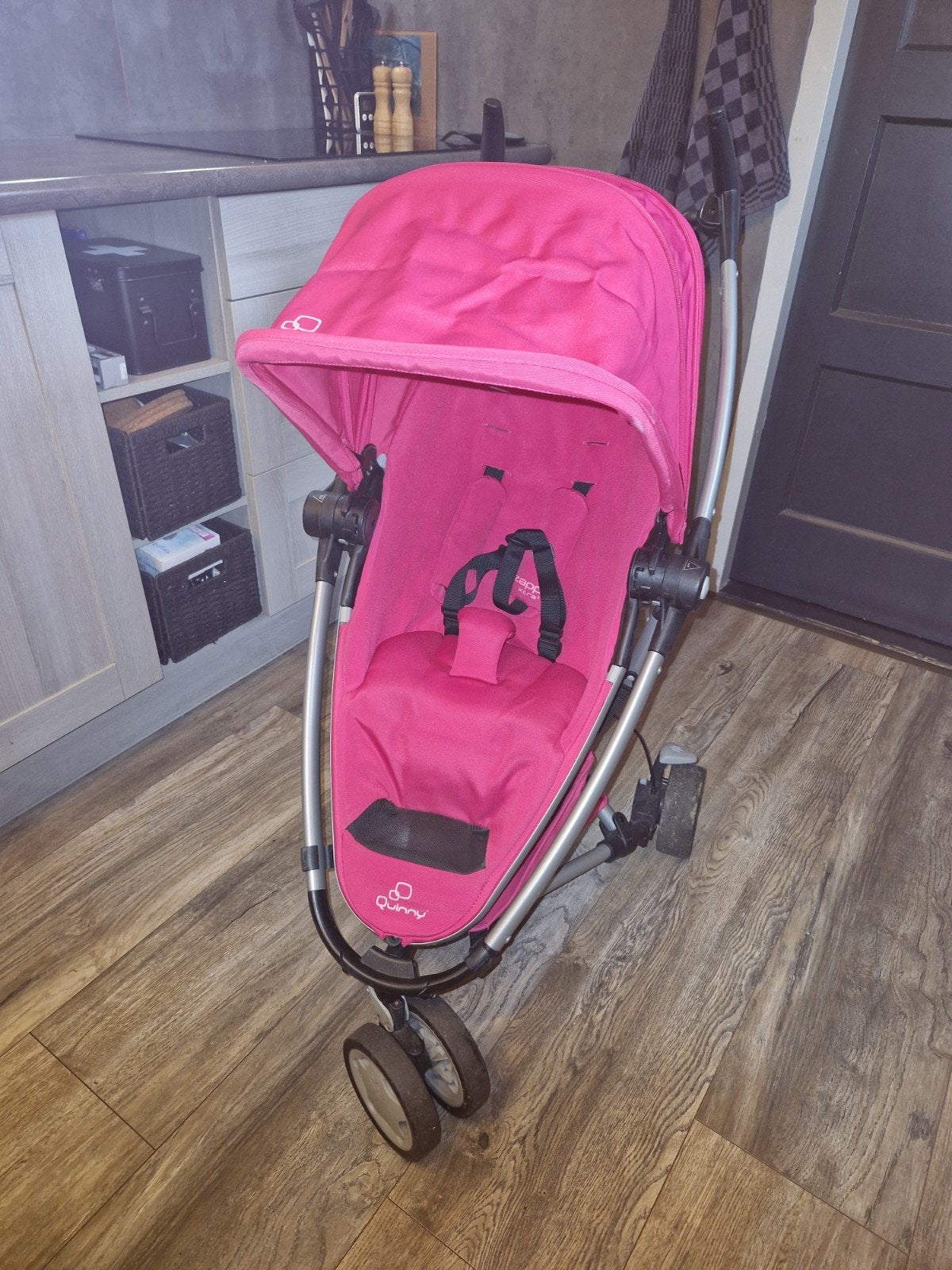 Quinny Zapp Xtra 2 Buggy Roze met regenhoes en voetenzak, Ophalen, Quinny