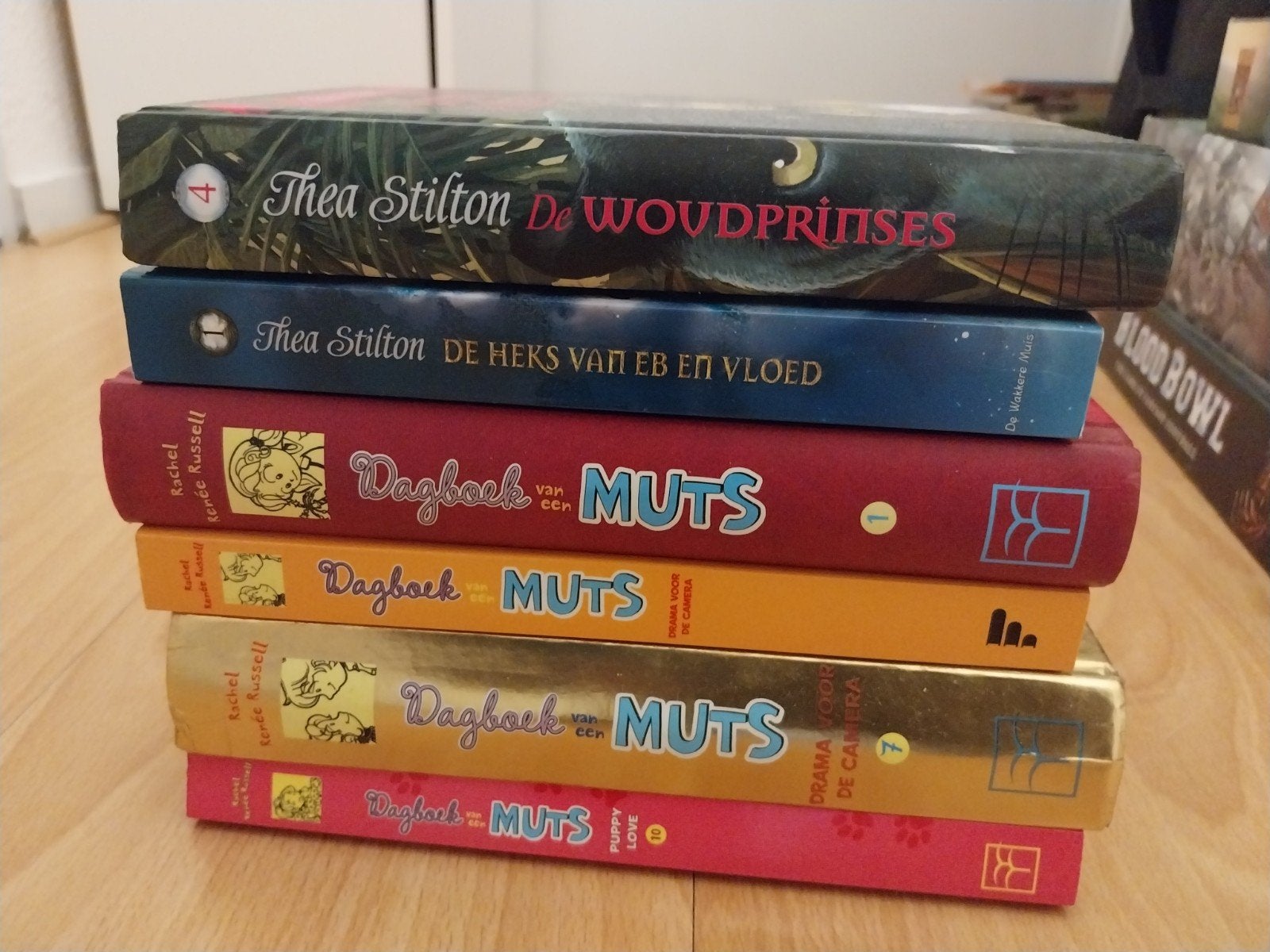Dagboek van een Muts & Thea Stilton boeken - 5 stuks, Boeken, Ophalen, Gelezen, Rachel Renée Russell, Thea Stilton, Fictie algemeen