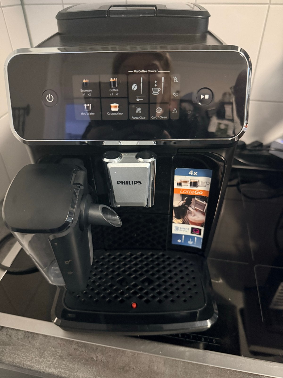 Philips 2200 Serie Volautomatische Espressomachine, Ophalen, Afneembaar waterreservoir, Espresso apparaat, 10 kopjes of meer