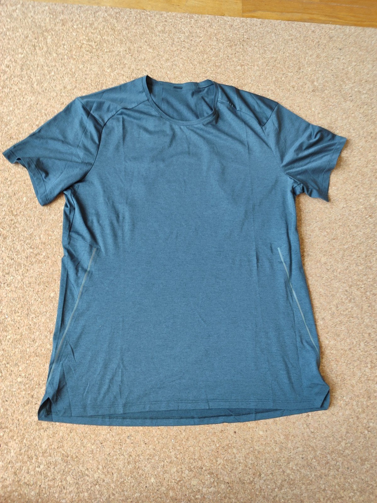 Lululemon heren sport T-shirt - Maat M, Maat 48/50 (M), Lululemon, Ophalen of Verzenden, Zo goed als nieuw