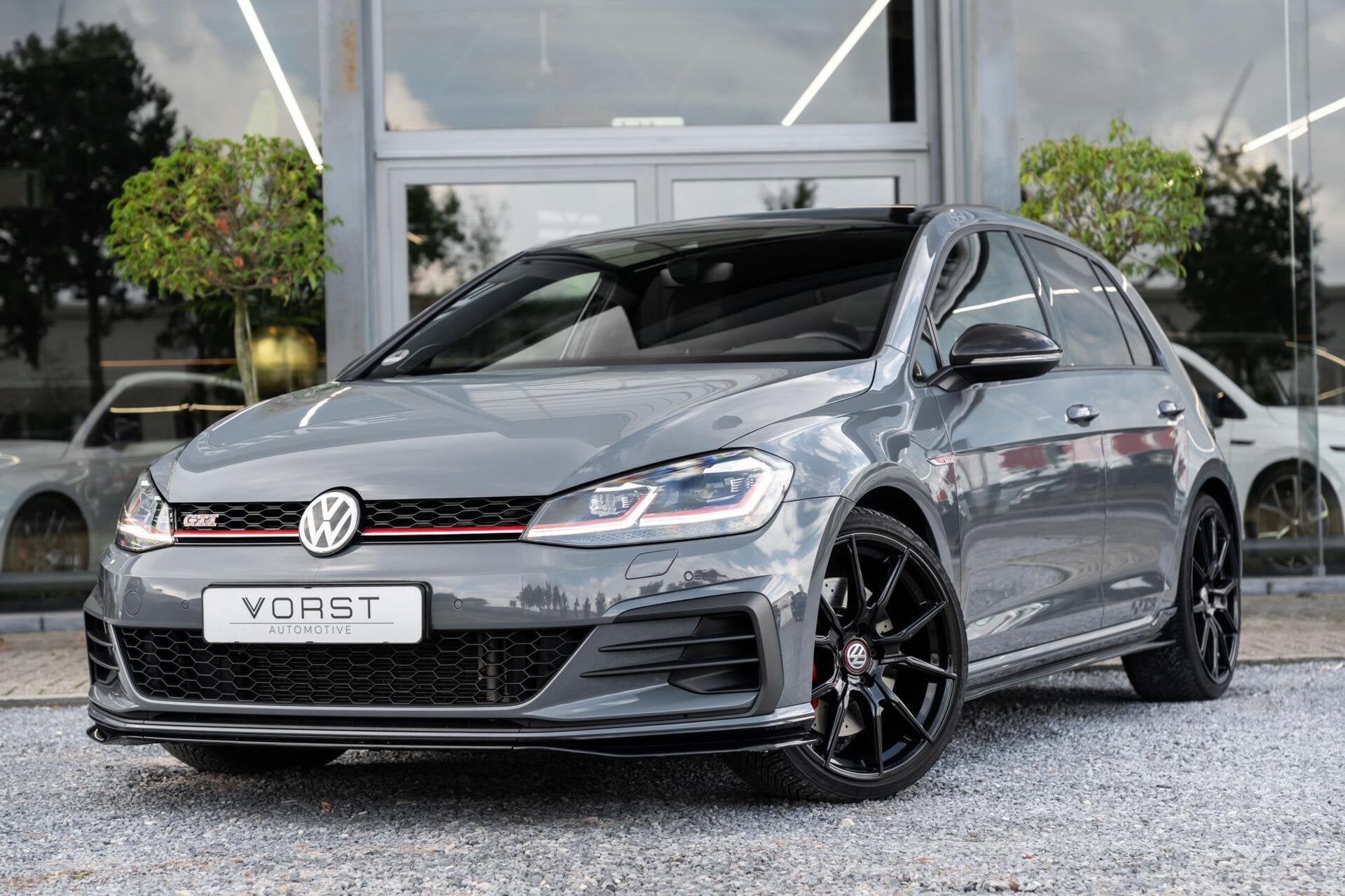 Volkswagen Golf 2.0 TSI GTI TCR Pano Dsg Akrapovic, Dealer onderhouden, 15 km/l, Gebruikt, 4 cilinders