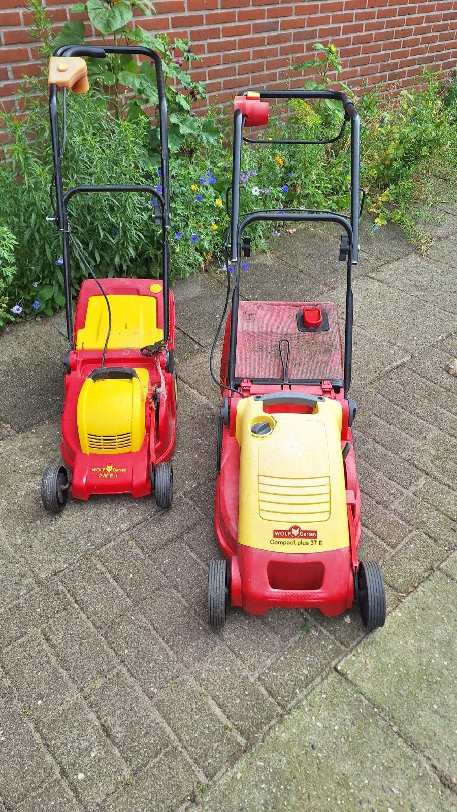 2 Wolf Garten grasmaaiers - werking onbekend (loop of sloop), Ophalen, Gebruikt, Elektrische grasmaaier, Wolf Garten