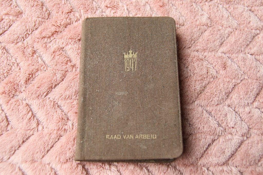 Agenda Raad van arbeid 1947, Ophalen of Verzenden, Gebruikt