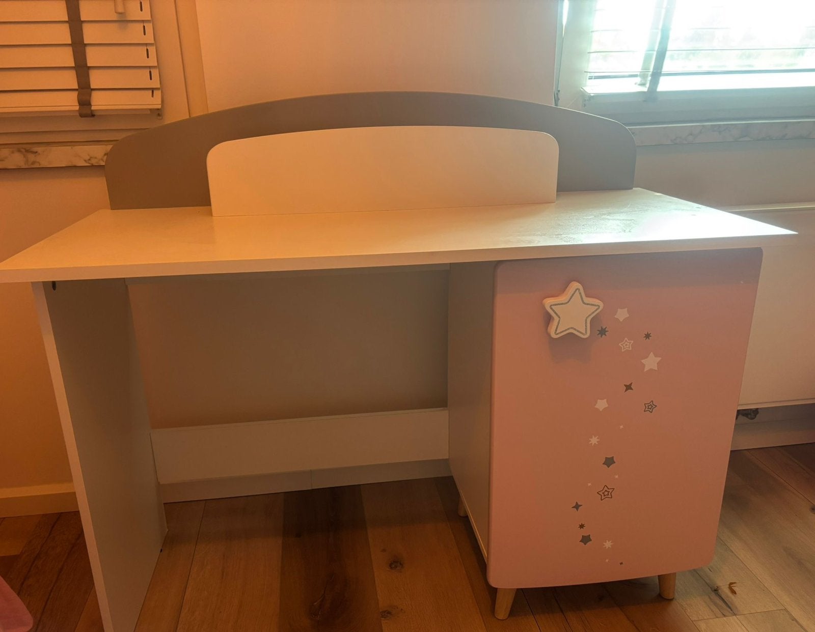 Kinderbureau en bed, Gebruikt, 70 tot 85 cm, Minder dan 140 cm, Ophalen